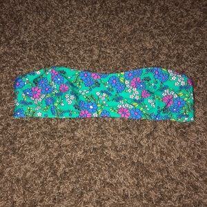 NWOT blackbough swim top